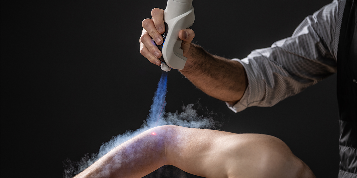 man receiving local cryotherapy on his elbow